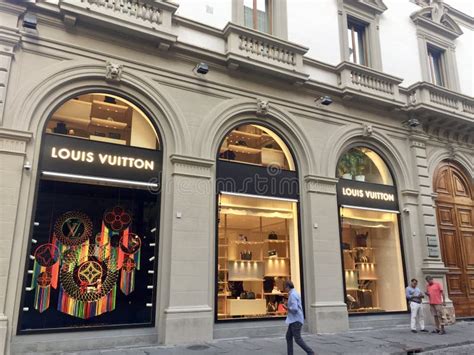 louis vuitton lecce|louis vuitton firenze italy.